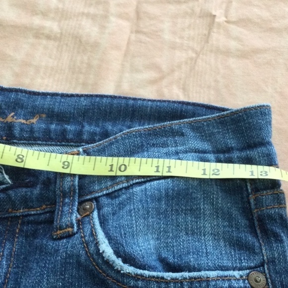 7 for All Mankind Denim Women's Jeans Boot Cut Size 26 decorative pockets.  #223 - Picture 4 of 9